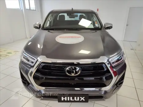 HILUX 2.8 D-4D TURBO DIESEL CD SRX 4X4 AUTOMÁTICO