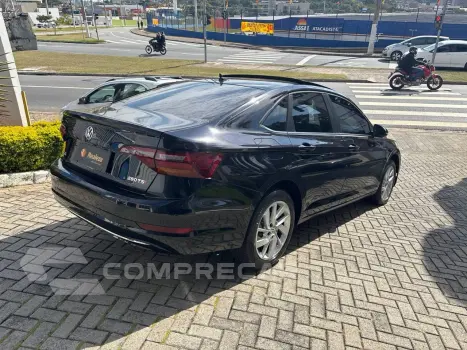 JETTA Comfort. 250 TSI 1.4 Flex 16v Aut.
