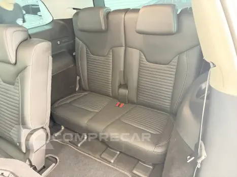 COMMANDER 1.3 T270 TURBO FLEX LONGITUDE AT6