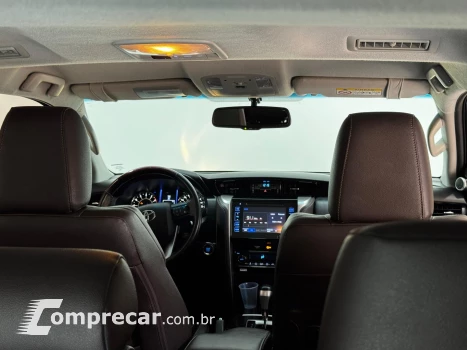 HILUX SW4 2.7 SRV 7 LUGARES 4X2 16V FLEX 4P AUTOMÁTICO