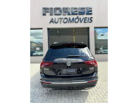 TIGUAN 2.0 350 TSI GASOLINA ALLSPACE R-LINE 4MOTION DSG