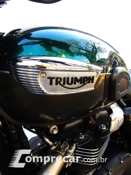 TRIUMPH BONNEVILLE T100 900