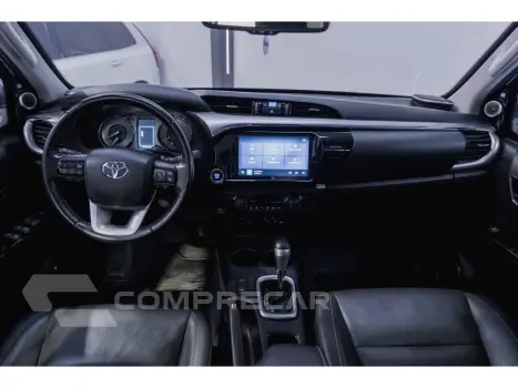 HILUX 2.8 D-4D TURBO DIESEL CD SRX 4X4 AUTOMÁTICO