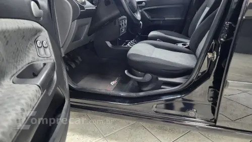Fiesta SE 1.6 8V Flex 5p