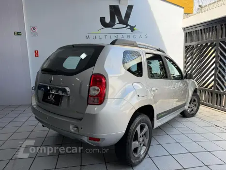 DUSTER 2.0 Tech Road II 4X2 16V