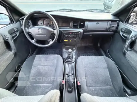 VECTRA 2.0 MPFI GLS 8V GASOLINA 4P MANUAL