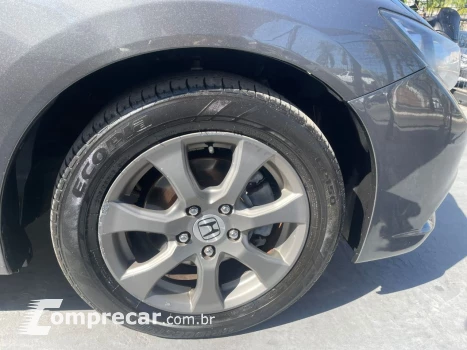 Civic 1.8 16V 4P EXS AUTOMÁTICO