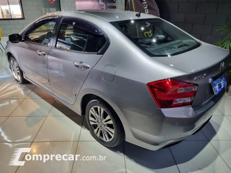 CITY 1.5 LX Sedan 16V