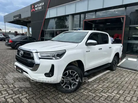 Toyota HILUX 2.8 SRV 4X4 CD 16V 4 portas