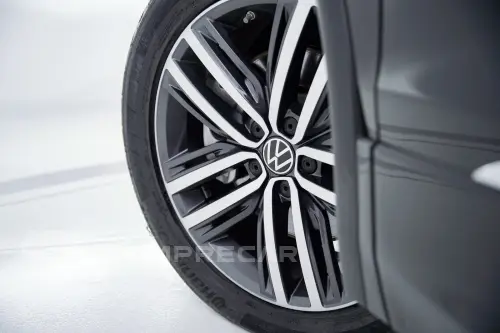 TIGUAN Allspac R-Line 300 TSI 2.0