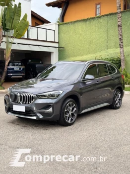 BMW X1 2.0 16V Turbo Activeflex Sdrive20i 4 portas