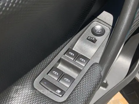 Tracker 1.0 Turbo Flex Ltz Automático