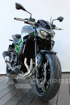KAWASAKI Z900