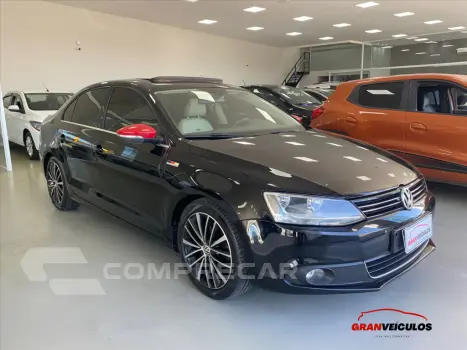 JETTA 2.0 TSI HIGHLINE 200CV GASOLINA 4P TIPTRONIC