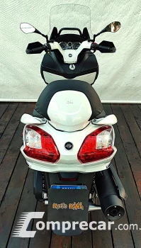DAFRA MAXSYM 400i