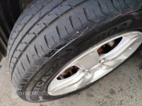 CITY 1.5 DX Sedan 16V