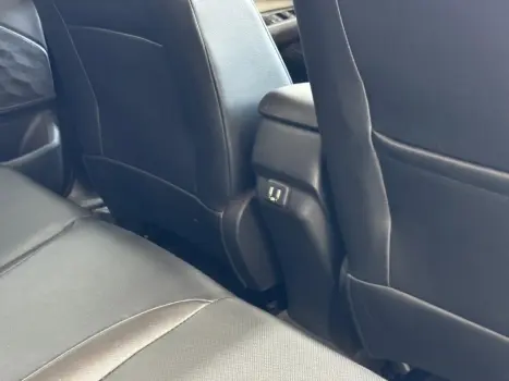 ONIX 1.0 TURBO FLEX PLUS PREMIER AUTOMÁTICO