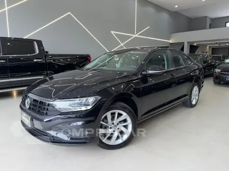 Volkswagen Jetta Comfortline 1.4 4 portas