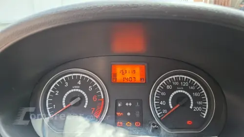 LOGAN 1.6 Expression 8V