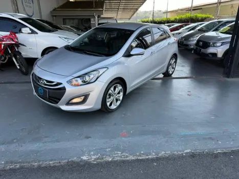 Hyundai i30 1.8 16V Aut. 5p 4 portas