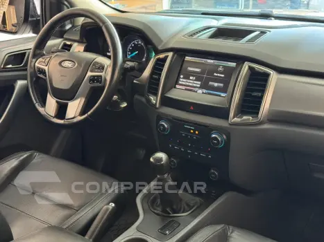 Ranger 2.5 16V FLEX XLT CABINE DUPLA