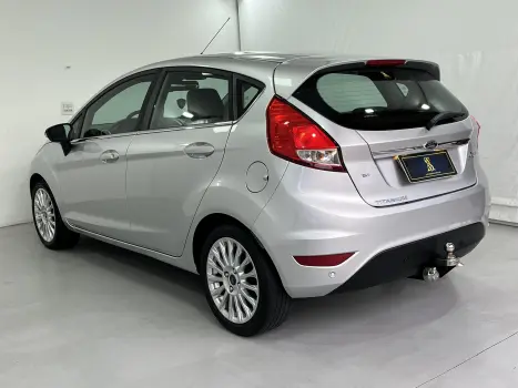 FIESTA 1.6 Titanium Hatch 16V