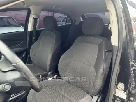 Onix Hatch 1.4 4P FLEX LT