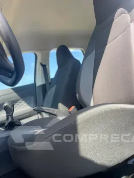Polo Track 1.0 Flex 12V 5p