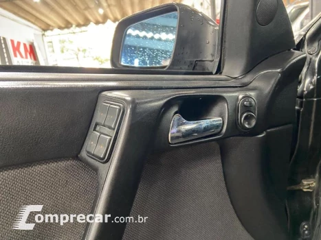 ASTRA HATCH ADVANTAGE 2.0 4P