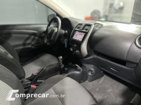 Versa Sedan 1.0 4P FLEX S