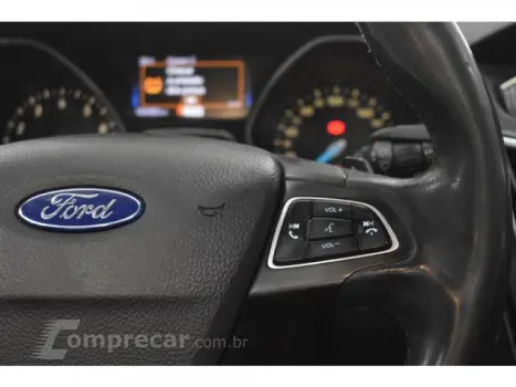 FOCUS HATCH - 2.0 TITANIUM 16V 4P POWERSHIFT