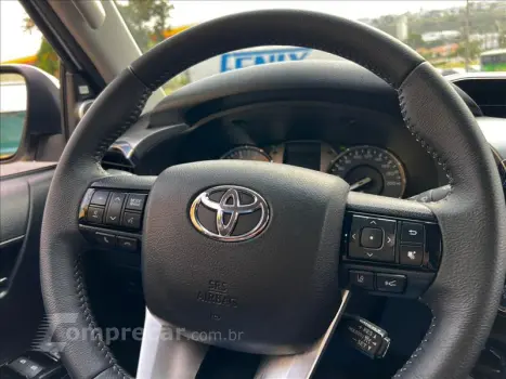 HILUX 2.8 D-4d Turbo CD SRX 4X4