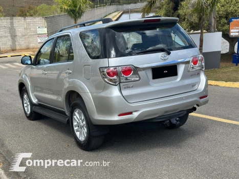 HILUX SW4 3.0 SRV 4X4 7 LUGARES 16V TURBO INTERCOOLER DIESEL