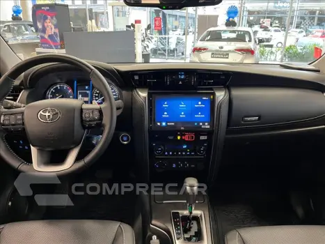 HILUX SW4 2.8 D-4d Turbo SRX Platinum 7L 4X4