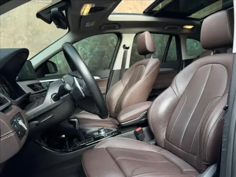 X1 2.0 16V Turbo Activeflex25i Sport