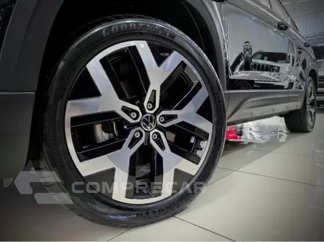 TAOS 1.4 250 TSI TOTAL FLEX HIGHLINE AUTOMÁTICO