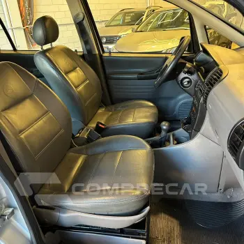 ZAFIRA 2.0 MPFI Expression 8V