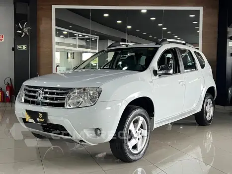Renault DUSTER 1.6 DYNAMIQUE 4X2 16V FLEX 4P MANUAL 4 portas