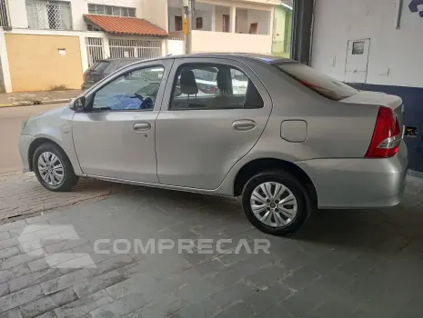 ETIOS 1.5 X Sedan 16V