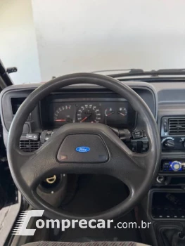 Escort Guarujá 1.8 4p