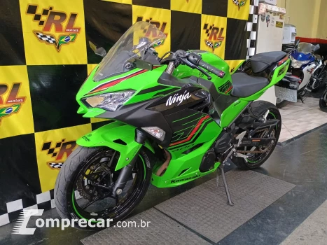 KAWASAKI Ninja 400 racing team