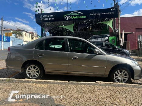 Honda Civic Sedan LX 1.7 16V 115cv Mec. 4p 4 portas