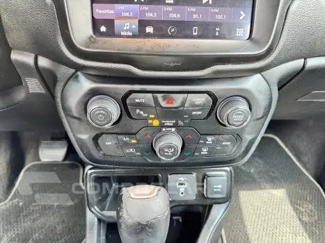RENEGADE 1.8 16V Longitude