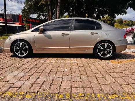 Civic Sedan LXS 1.8/1.8 Flex 16V Aut. 4p