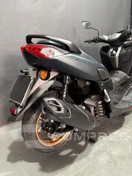 NMAX 160 CONNECTED ABS