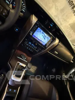 Hilux SW4 2.8 16V 4P SRX PLATINUM 4X4 7 LUGARES TURBO DIESEL