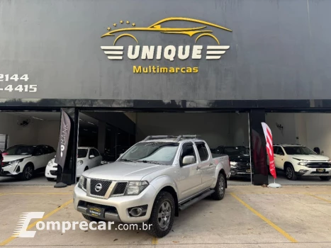 NISSAN Frontier SV AT. CD 4x4 2.5 TB Dies. Aut. 4 portas