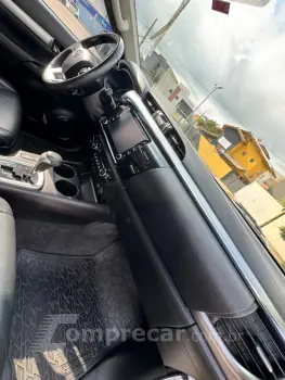 Toyota Hilux SRV CD 4x4 Diesel TDI AT