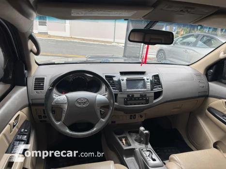 HILUX SW4 3.0 SRV 4X4 7 Lugares 16V Turbo Intercooler