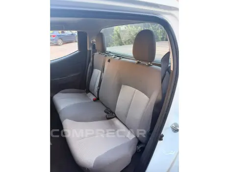 L200 TRITON 2.4 16V TURBO DIESEL GL CD 4X4 MANUAL